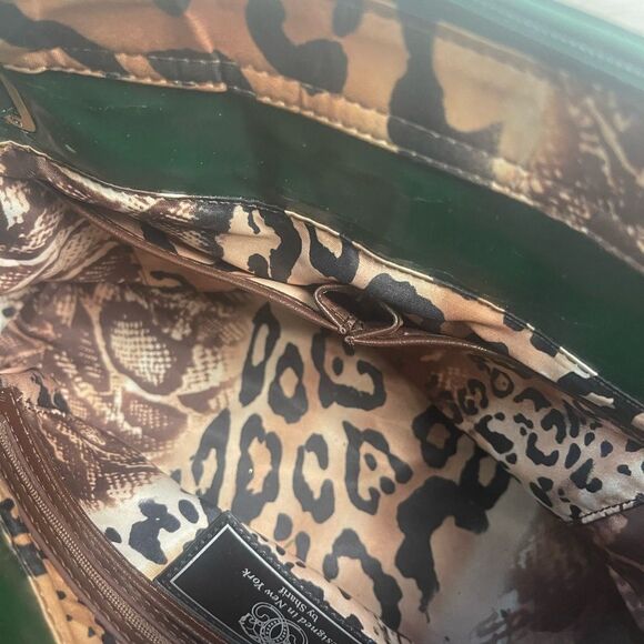 Sharif synthetic croc prints and tapestry olive green satchel/shoulder bag . - Picture 14 of 16